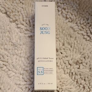 Soon Jung pH 5.5 Relief Toner - White